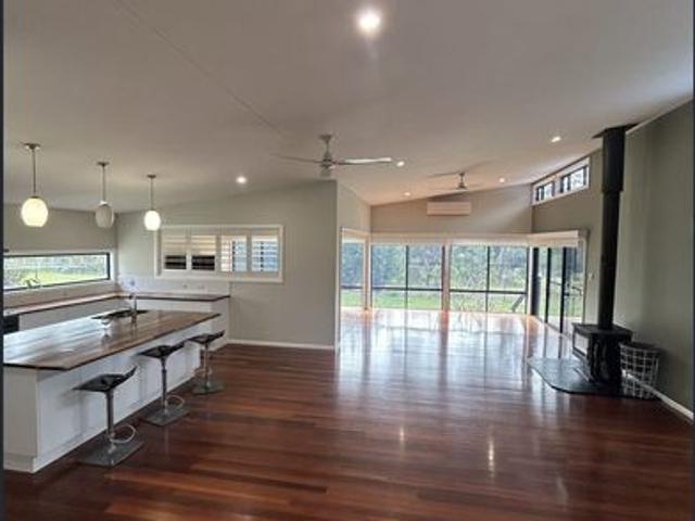 Lifestyle, Space & Luxury – Trade the Traffic for the Trees – Luxury Family Acreage Living Just Minutes from Crescent Head