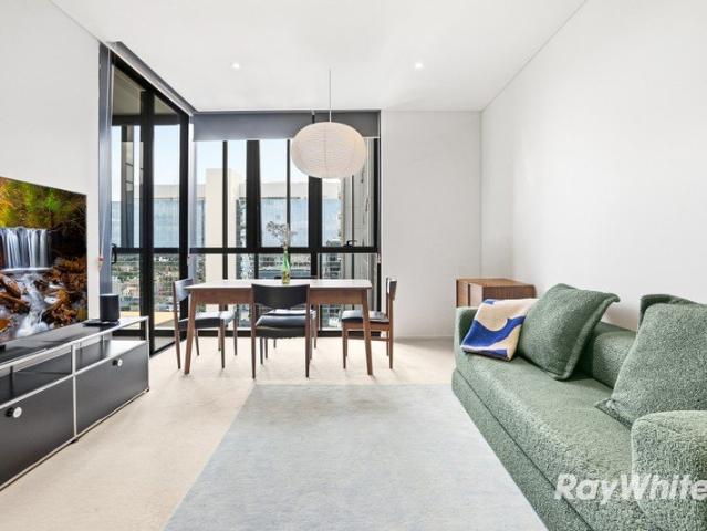 Lifestyle, Position, Convenience AKA 1622/45 Macquarie St