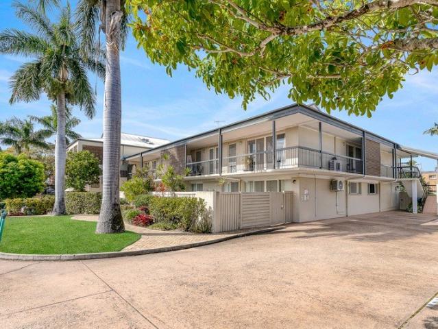Lifestyle Perfection Light Filled & Generous Two Bedroom Apartment