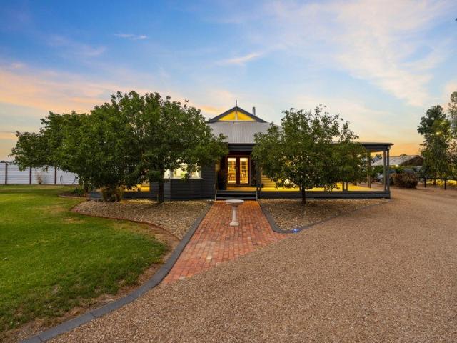 Lifestyle Plus 20 Acres