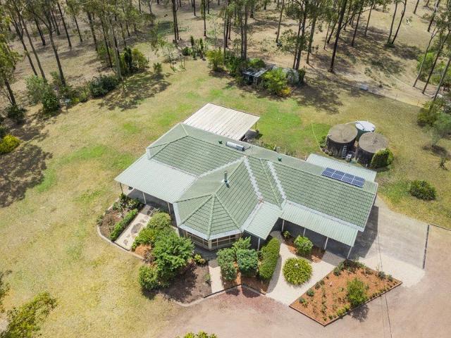 Lifestyle Property on 13.5 acres