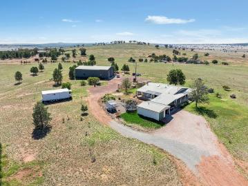 Lifestyle Property with Dual Living & Modern Comforts