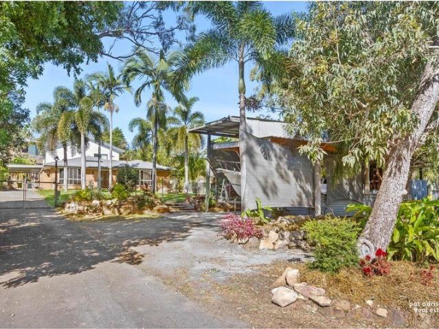 Lifestyle Property with Pool, Sheds and Views.