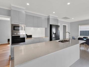 Wollert, Whittlesea Area, Victoria - Garden