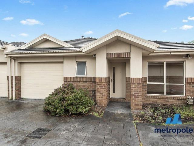 LIGHT AND BRIGHT IMMACULATELY MAINTAINED HOME