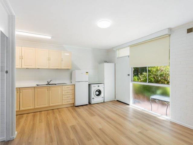 Light and Bright, Stylish Ground Floor 1 x 1 Unit !