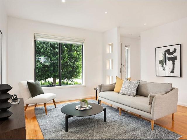 Light and Location for Low Maintenance Perfection