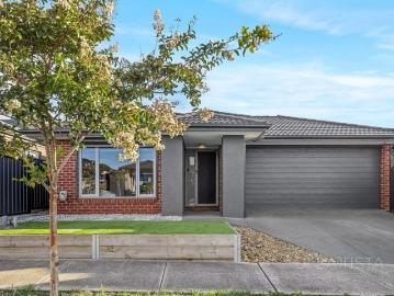 Light and Style for Impressive Family Living