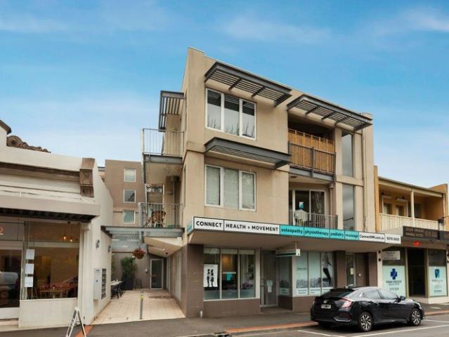 Light and style in the heart of Flemington