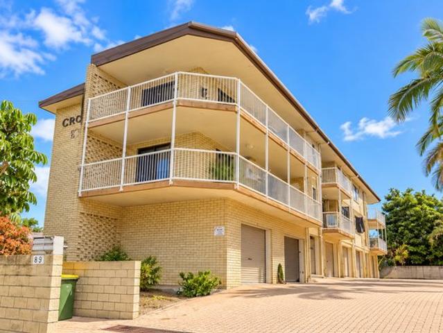 Light, Bright & Convenient Living in North Ward