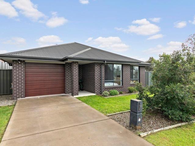 Torrens Title Living Light, Bright and Beautifully Low Fuss