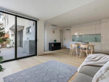 Light, Bright and Brilliantly Located