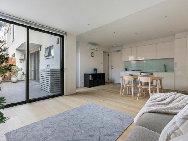 Light, Bright and Brilliantly Located