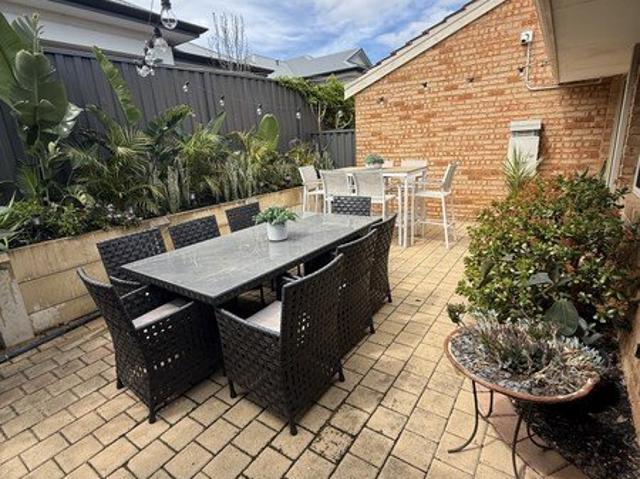 Light bright and spacious three bedroom villa