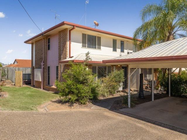 LIGHT, BRIGHT & BEAUTIFULLY UPDATED WITH GATTON CBD CONVENIENCE