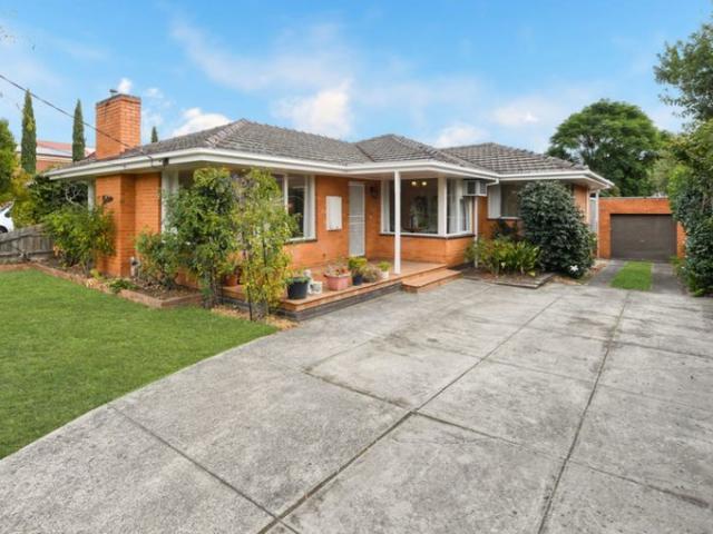 Light & Bright in the Burwood East Primary Zone STSA