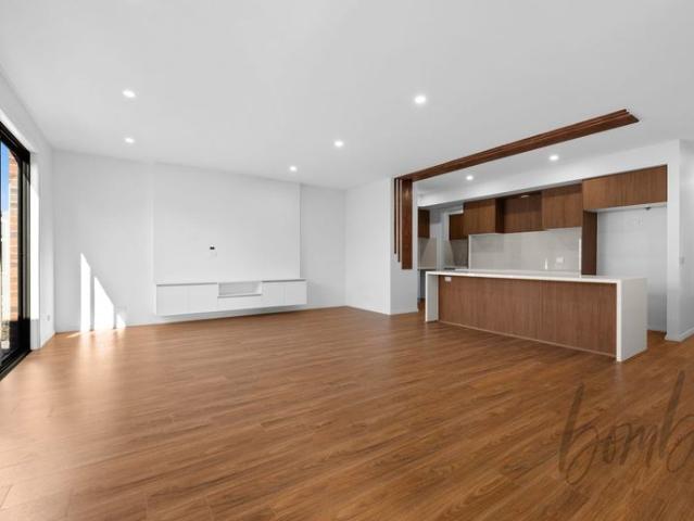 Light, Bright, Modern & Family Friendly