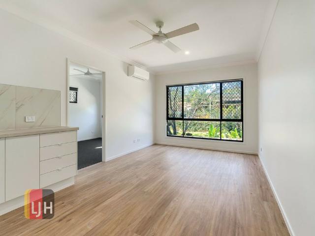 LIGHT & BRIGHT, MODERN 1 BEDROOM ACCOMODATION!