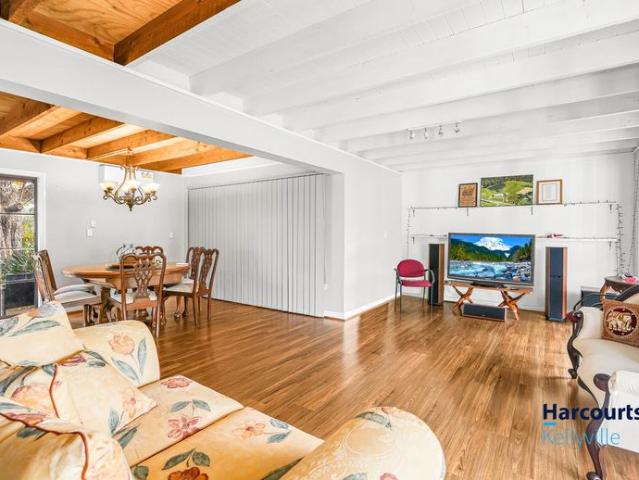 Light & bright single level living including water and electricity