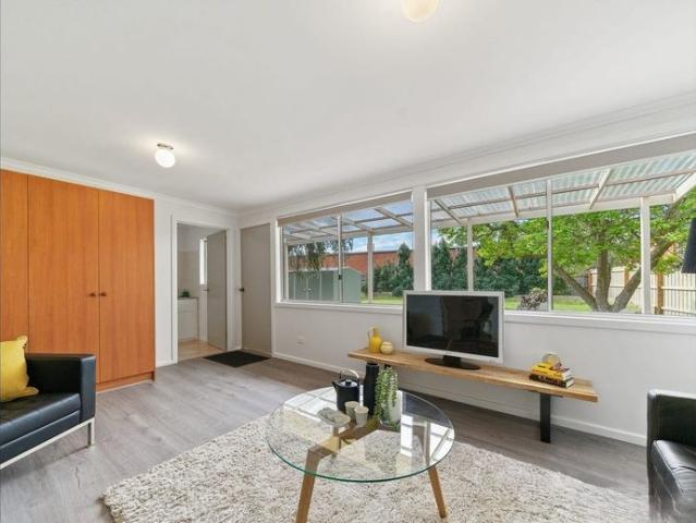 Light, Bright & Spacious Family Home