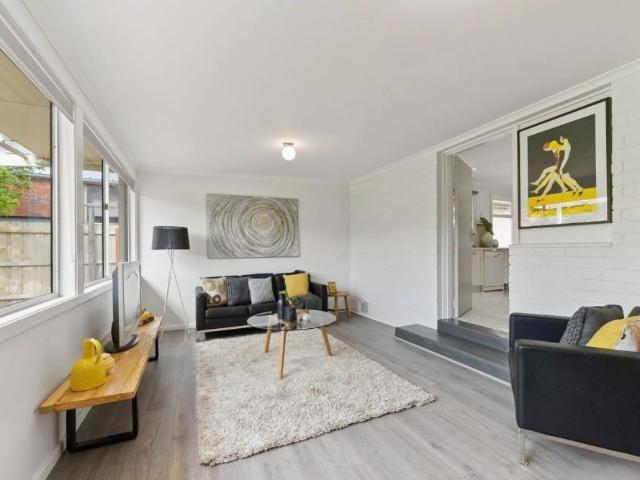 Light, Bright & Spacious Family Home