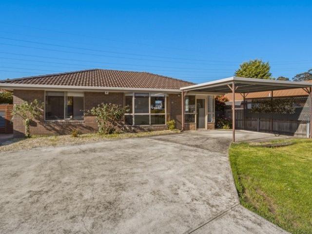 Light Filled 2 Bed Unit in Glenorchy