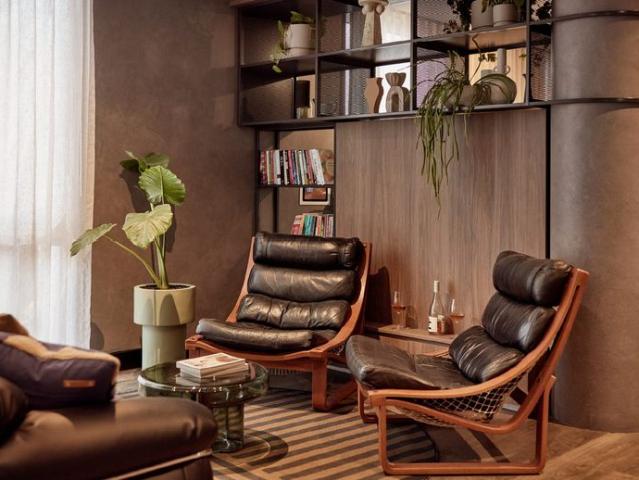Light Filled 2 Bedroom Living with Ample Storage in Fitzroy