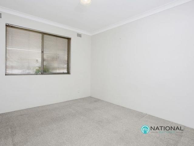Light Filled 2 Bedroom Unit in the Heart of Parramatta