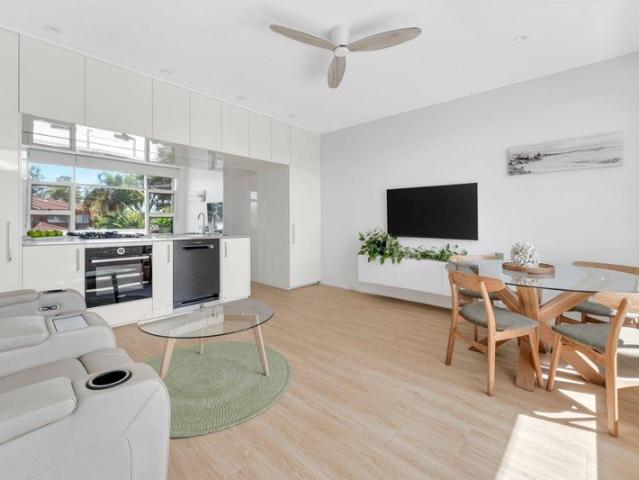 Collaroy Basin Location with Ocean Glimpses