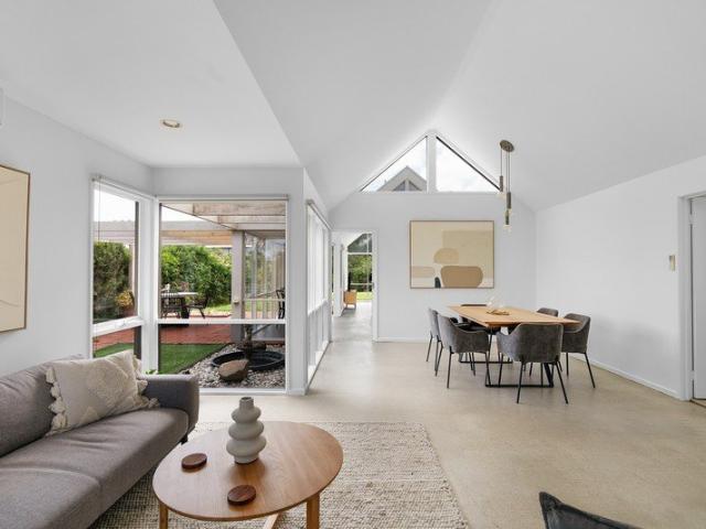 Light Filled Coastal Sanctuary Fully Furnished