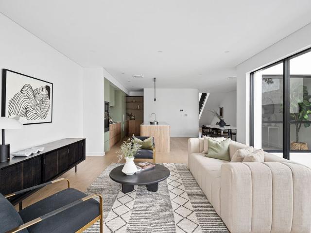 Light Filled Contemporary Living