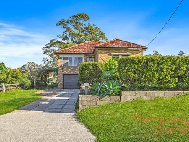 Light Filled Character Home with Beautiful Outlooks