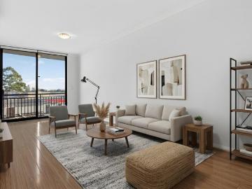 Light Filled Apartment in a Highly Convenient Location