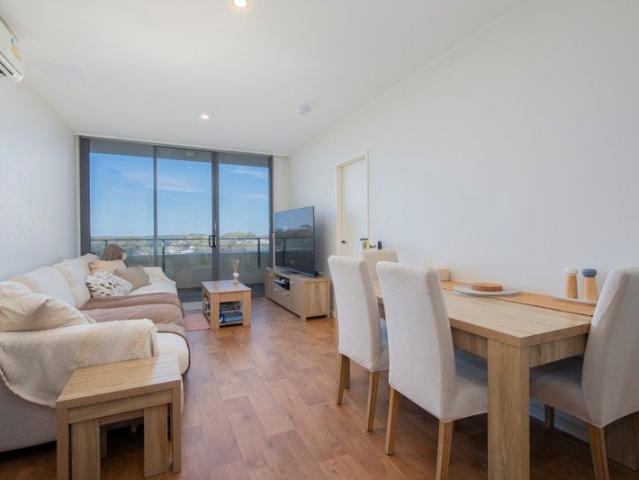 Light Filled Apartment with City Outlook & Strong Investment Appeal