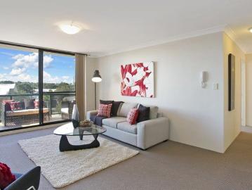 Spacious Apartment with Views in Premier Lifestyle Complex