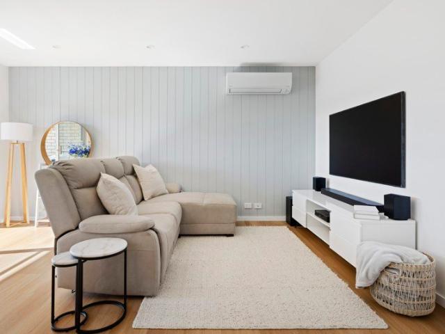 Light filled apartment with oversized north facing layout