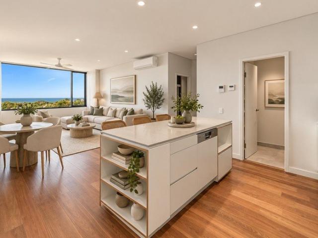 Light filled apartment with sunny balcony, leafy outlook and ocean views