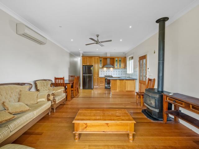 Light Filled Apartment with Utilities Included