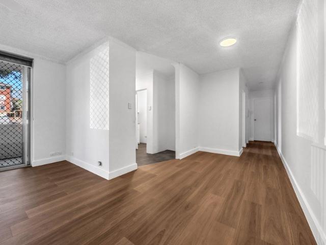 Light Filled Ground Floor Apartment