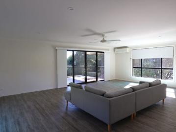 LIGHT FILLED FAMILY HOME