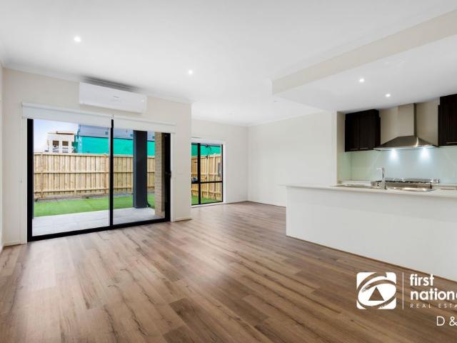 Light Filled Family Home in a Peaceful Community