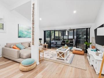 Light Filled Family Home in a Prime Terrigal Location