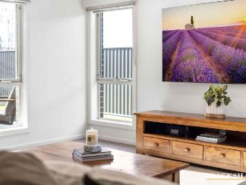 Light filled family home in a sensational location