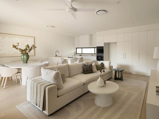 Light Filled Family Living with a Northern Aspect
