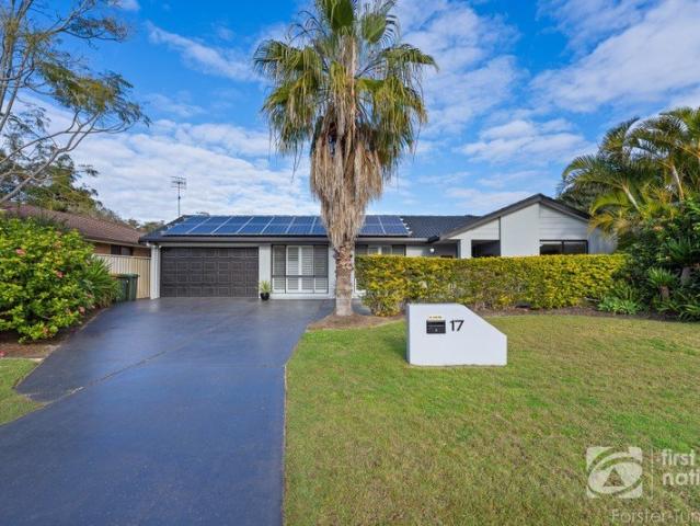 Light Filled Family Living with Pool & Impressive Outdoor Entertaining