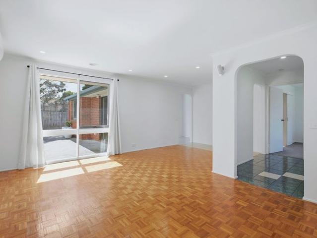 Light Filled Family Living In A Quiet Court Setting