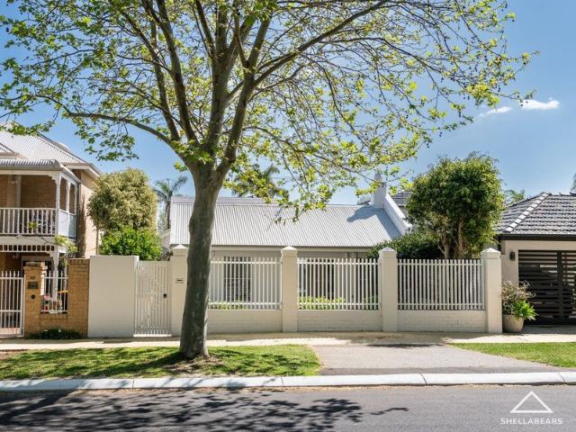 Light filled Family Living Supreme Location