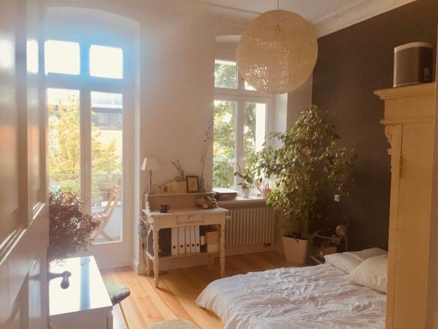 Light filled furnished Designer Apartment in Winsviertel / Prenzlauer Berg, Berlin Amsterdam Apartments for Rent