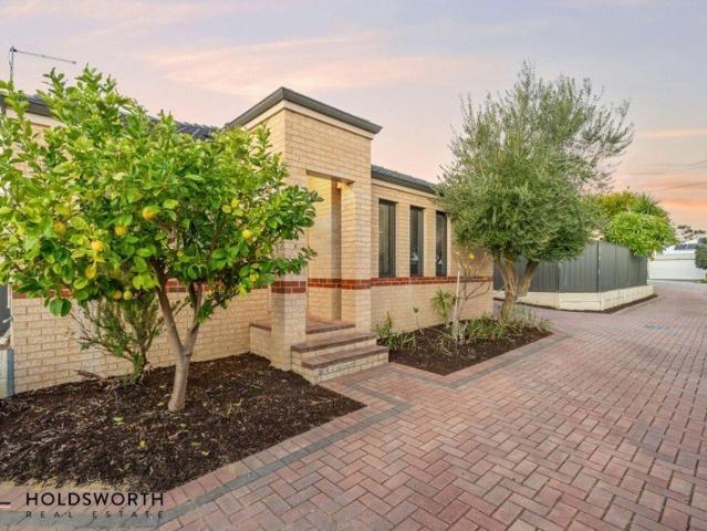 Light Filled Home with Comfort, Privacy & Easy Care Living