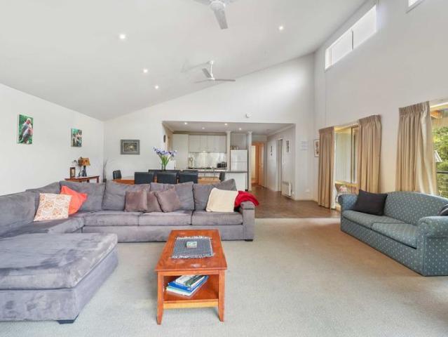 Light Filled Home with Stunning Mt Buller Views